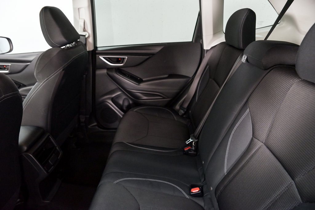 Subaru Forester CAMÉRA RECUL, CARPLAY, EYESIGHT, SIEGE CHAUF 2019 à Brossard, Québec - 23 - w1024h768px