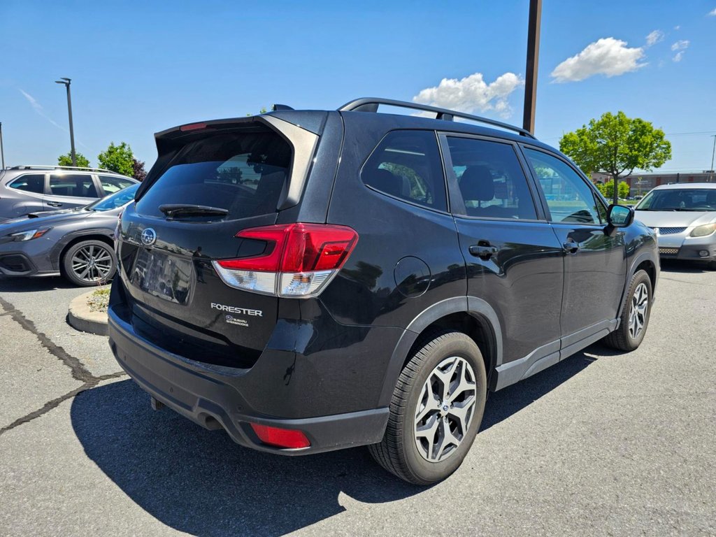 2021 Subaru Forester Touring // CAMÉRA DE RECUL, BANC CHAUFFANT, TOIT P in Brossard, Quebec - 7 - w1024h768px