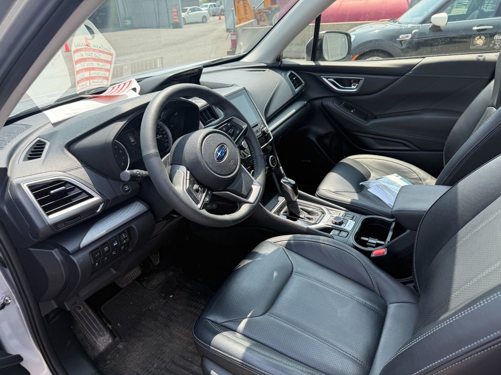 2021 Subaru Forester Limited // CUIR , TOIT PANO., CARPLAY, CAMÉRA AVAN in Brossard, Quebec - 2 - w1024h768px