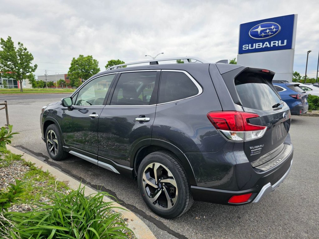 Subaru Forester Premier 2022 à Brossard, Québec - 8 - w1024h768px