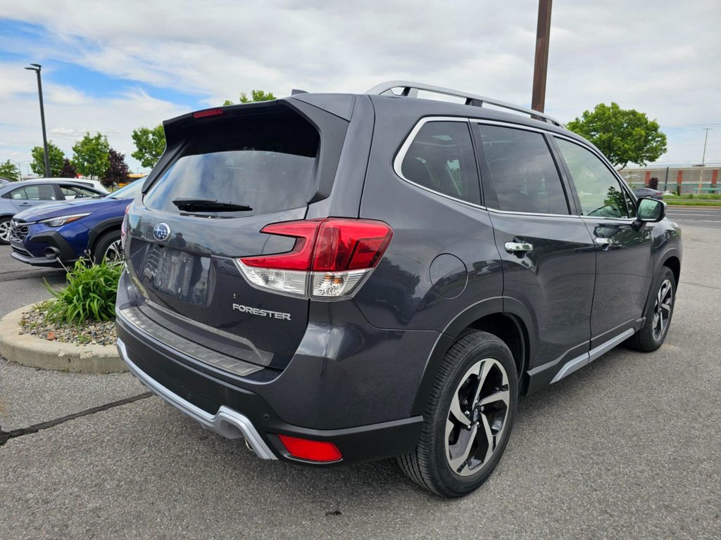 Subaru Forester Premier 2022 à Brossard, Québec - 6 - w1024h768px