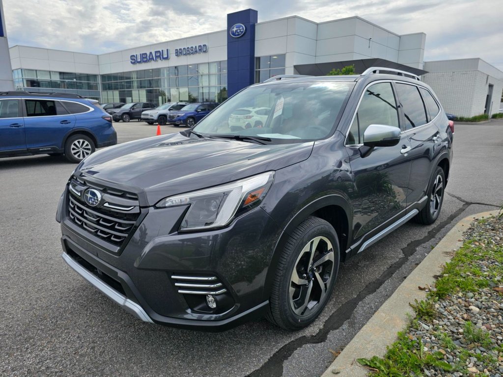 Subaru Forester Premier 2022 à Brossard, Québec - 2 - w1024h768px
