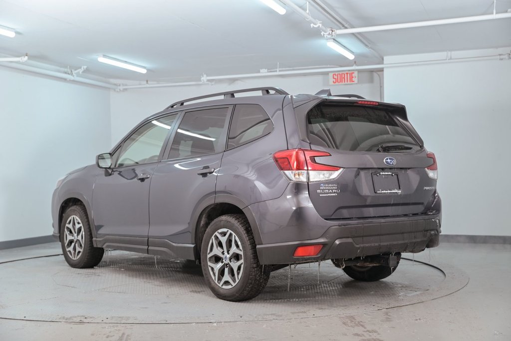 Subaru Forester Touring // CAMÉRA DE RECUL, BANC CHAUFFANT, TOIT P 2022 à Brossard, Québec - 3 - w1024h768px