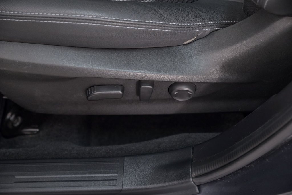 Subaru Forester Touring // CAMÉRA DE RECUL, BANC CHAUFFANT, TOIT P 2022 à Brossard, Québec - 11 - w1024h768px