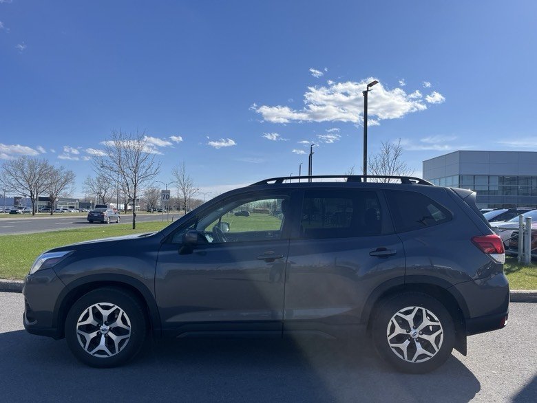 Subaru Forester Touring // CAMÉRA DE RECUL, BANC CHAUFFANT, TOIT P 2022 à Brossard, Québec - 8 - w1024h768px