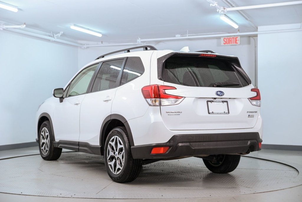 Subaru Forester Touring // CAMÉRA DE RECUL, BANC CHAUFFANT, TOIT P 2023 à Brossard, Québec - 3 - w1024h768px
