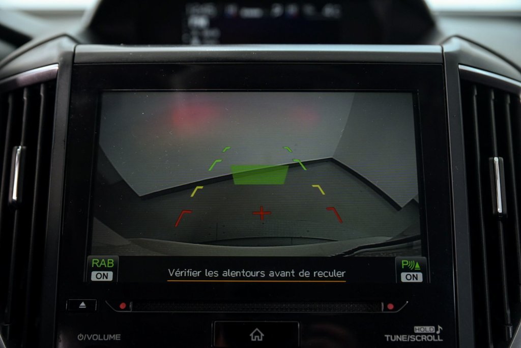 Subaru Forester Touring // CAMÉRA DE RECUL, BANC CHAUFFANT, TOIT P 2023 à Brossard, Québec - 20 - w1024h768px