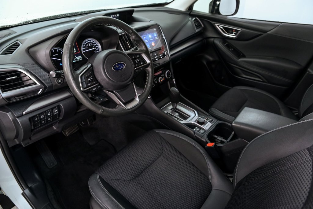 Subaru Forester Touring // CAMÉRA DE RECUL, BANC CHAUFFANT, TOIT P 2023 à Brossard, Québec - 13 - w1024h768px