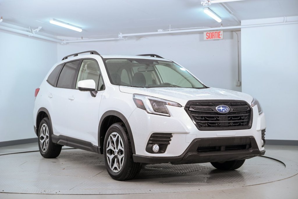 Subaru Forester Touring // CAMÉRA DE RECUL, BANC CHAUFFANT, TOIT P 2023 à Brossard, Québec - 1 - w1024h768px