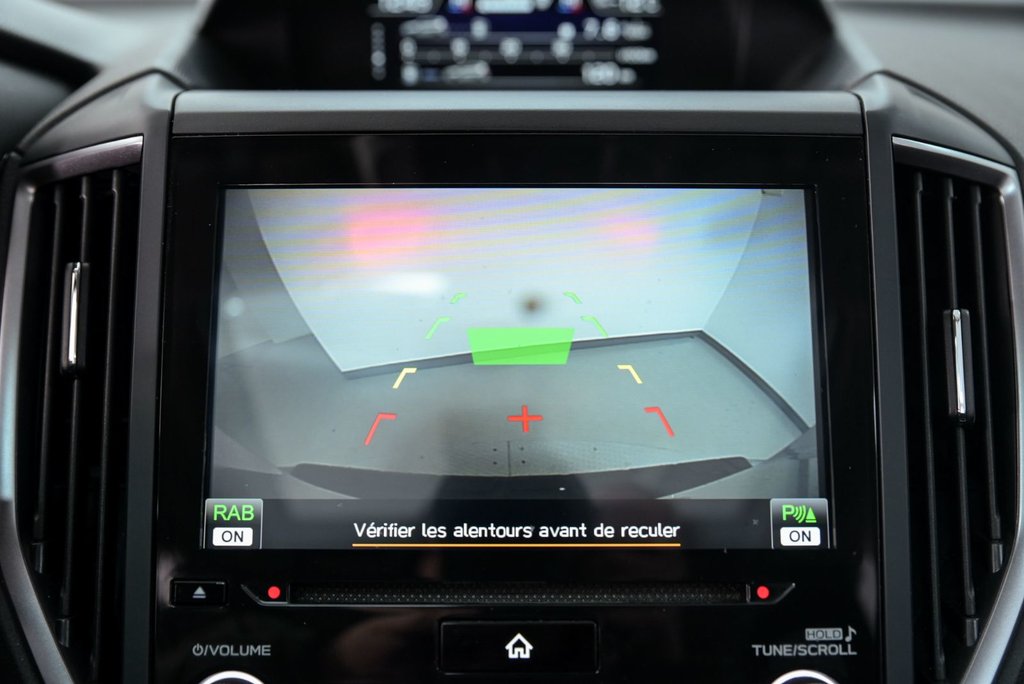 2023 Subaru Forester Touring // CAMÉRA DE RECUL, BANC CHAUFFANT, TOIT P in Brossard, Quebec - 20 - w1024h768px