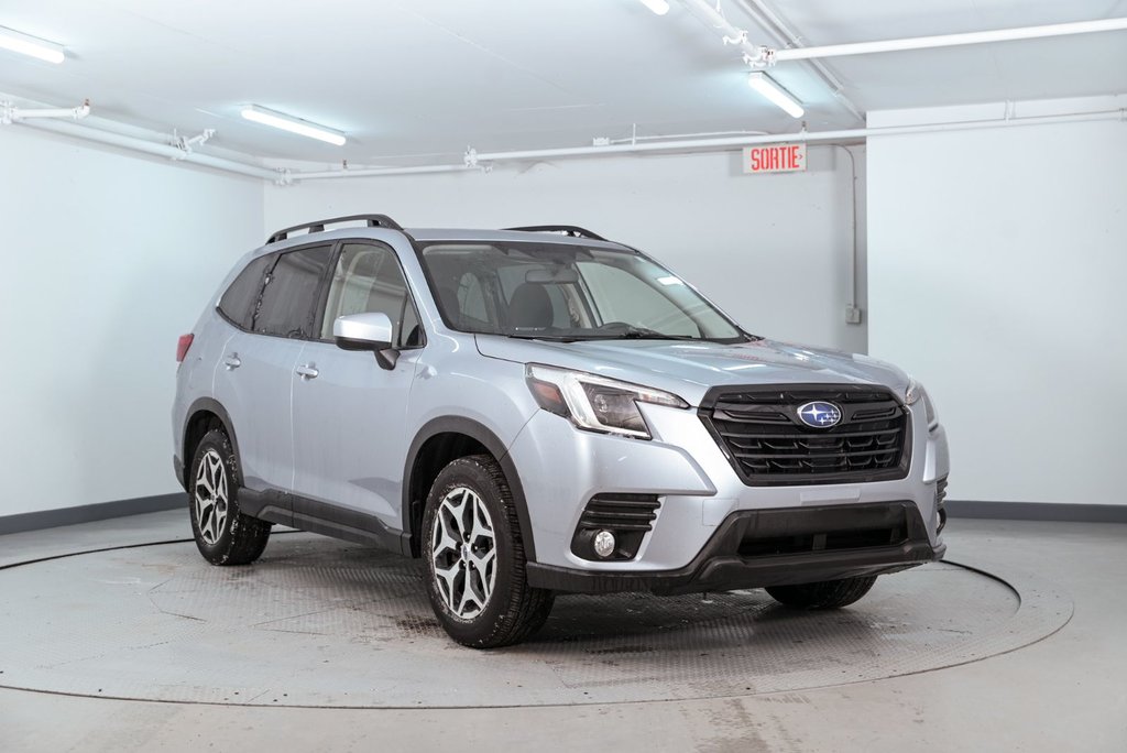 2023 Subaru Forester Touring // CAMÉRA DE RECUL, BANC CHAUFFANT, TOIT P in Brossard, Quebec - 1 - w1024h768px