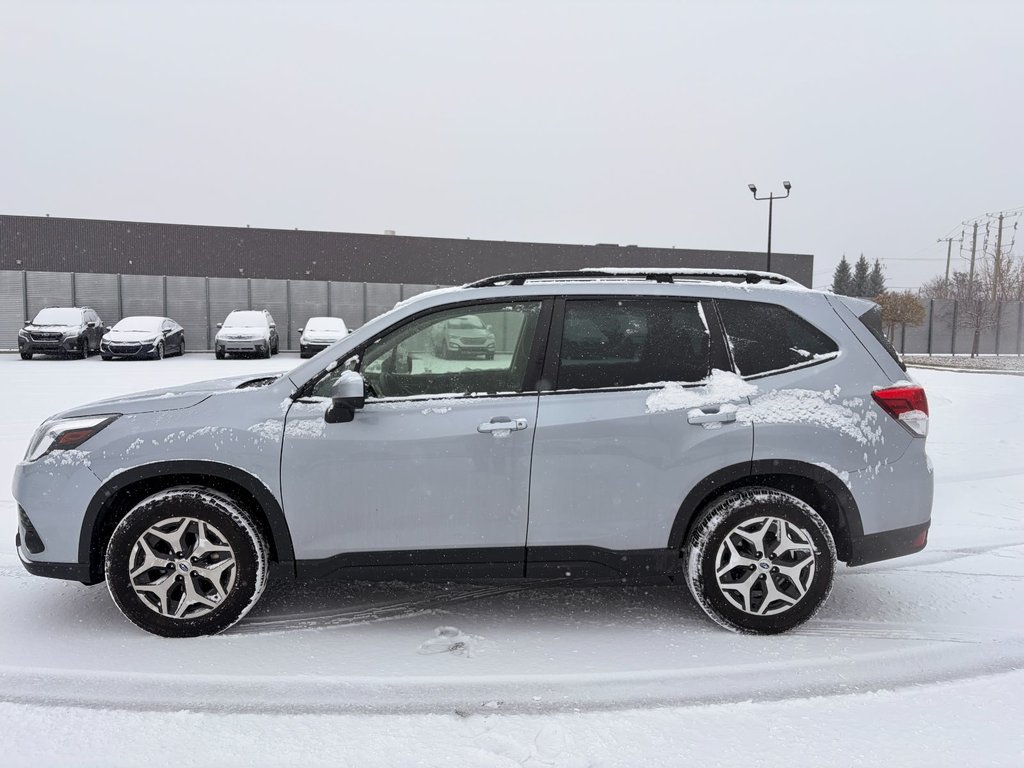 2023 Subaru Forester Touring // CAMÉRA DE RECUL, BANC CHAUFFANT, TOIT P in Brossard, Quebec - 3 - w1024h768px