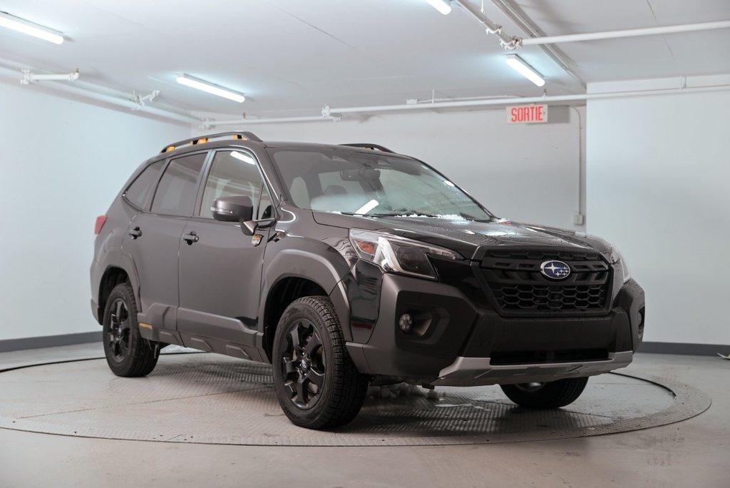 2023 Subaru Forester Wilderness // 2.5L, SIEGES CHAUFF., CARPLAY, TOIT in Brossard, Quebec - 1 - w1024h768px