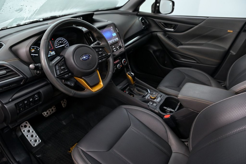 2023 Subaru Forester Wilderness // 2.5L, SIEGES CHAUFF., CARPLAY, TOIT in Brossard, Quebec - 12 - w1024h768px