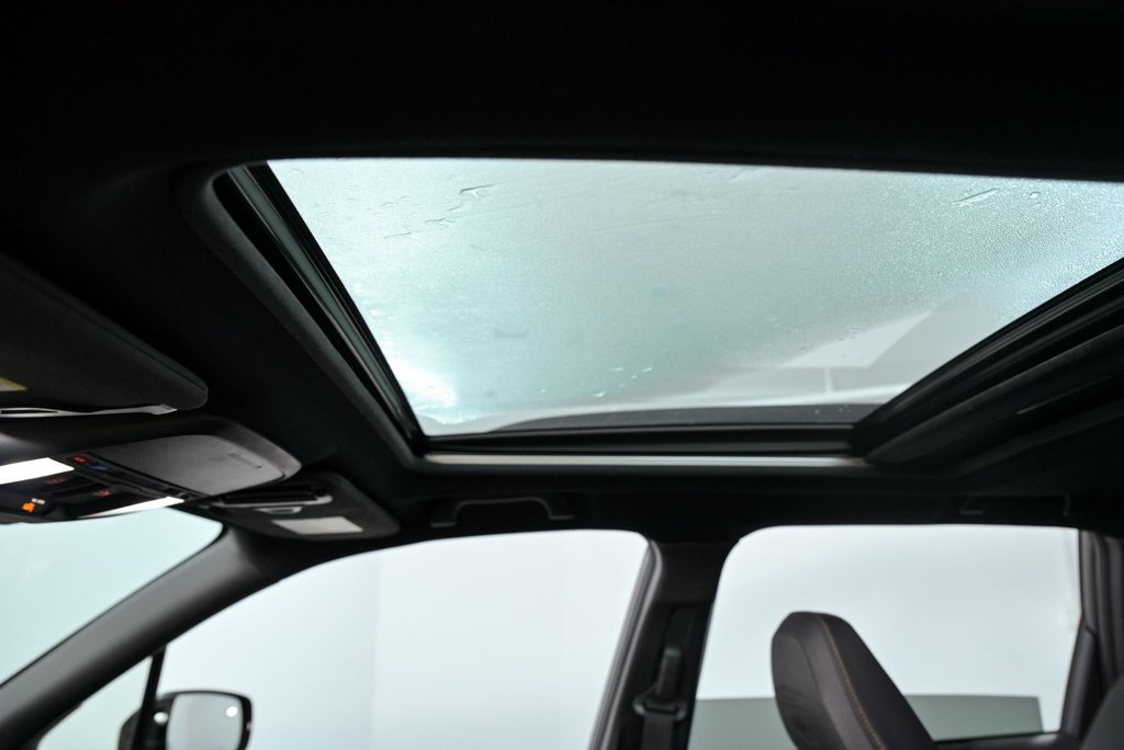 2023 Subaru Forester Wilderness // 2.5L, SIEGES CHAUFF., CARPLAY, TOIT in Brossard, Quebec - 23 - w1024h768px