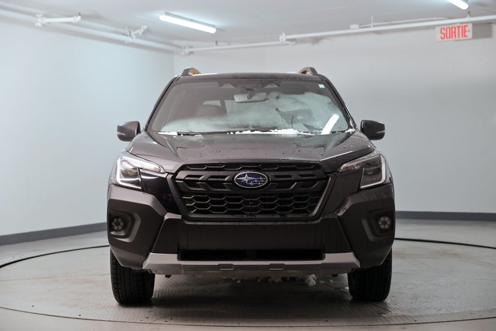 2023 Subaru Forester Wilderness // 2.5L, SIEGES CHAUFF., CARPLAY, TOIT in Brossard, Quebec - 5 - w1024h768px