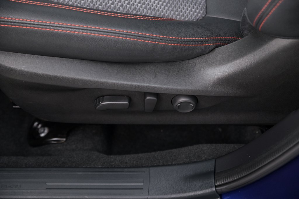 2023 Subaru Forester Sport // TOIT OUVRANT, PHARE A DEL, CARPLAY, EYESI in Brossard, Quebec - 11 - w1024h768px