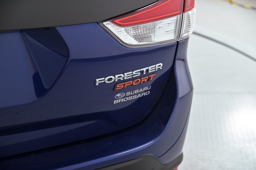 2023 Subaru Forester Sport // TOIT OUVRANT, PHARE A DEL, CARPLAY, EYESI in Brossard, Quebec - 8 - w1024h768px