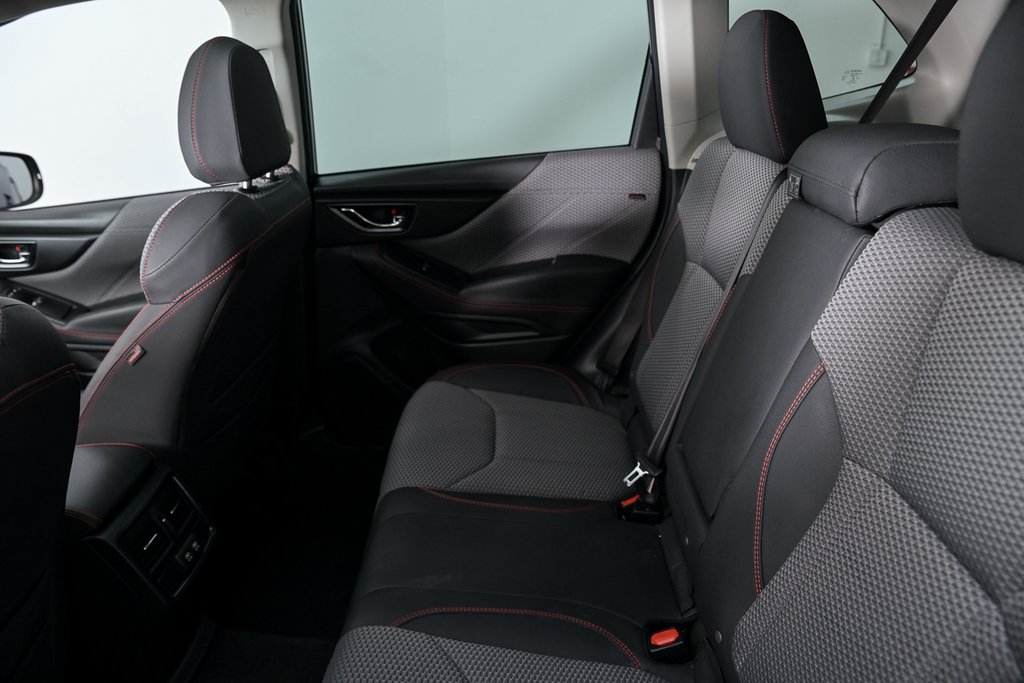 2023 Subaru Forester Sport // TOIT OUVRANT, PHARE A DEL, CARPLAY, EYESI in Brossard, Quebec - 25 - w1024h768px