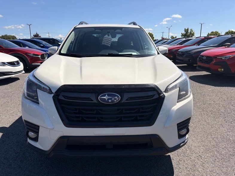 Subaru Forester Limited // 2.5L, Navi, Cuir, Harman Kardon 2023 à Brossard, Québec - 2 - w1024h768px
