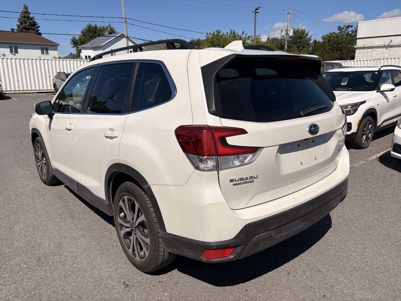 Subaru Forester Limited // 2.5L, Navi, Cuir, Harman Kardon 2023 à Brossard, Québec - 5 - w1024h768px