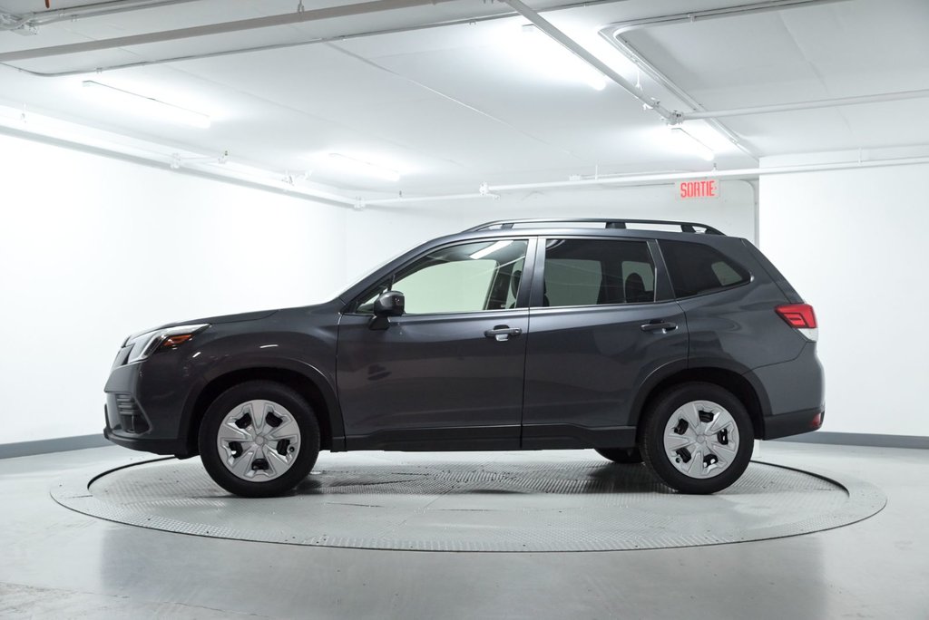 Subaru Forester BASE // CAMÉRA RECUL, CARPLAY, EYESIGHT, SIEGE CHA 2024 à Brossard, Québec - 4 - w1024h768px