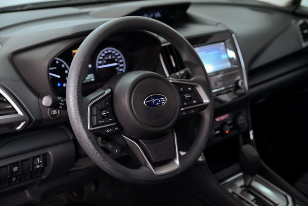 2024 Subaru Forester CAMÉRA RECUL, CARPLAY, EYESIGHT, SIEGE CHAUF in Brossard, Quebec - 11 - w1024h768px