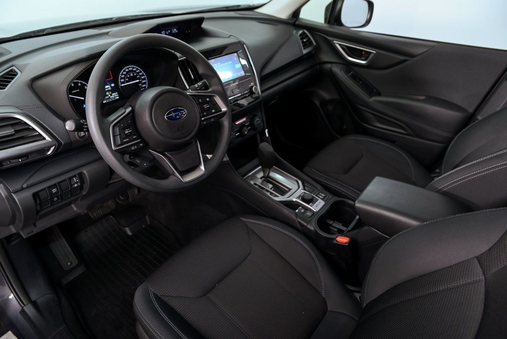 2024 Subaru Forester CAMÉRA RECUL, CARPLAY, EYESIGHT, SIEGE CHAUF in Brossard, Quebec - 12 - w1024h768px