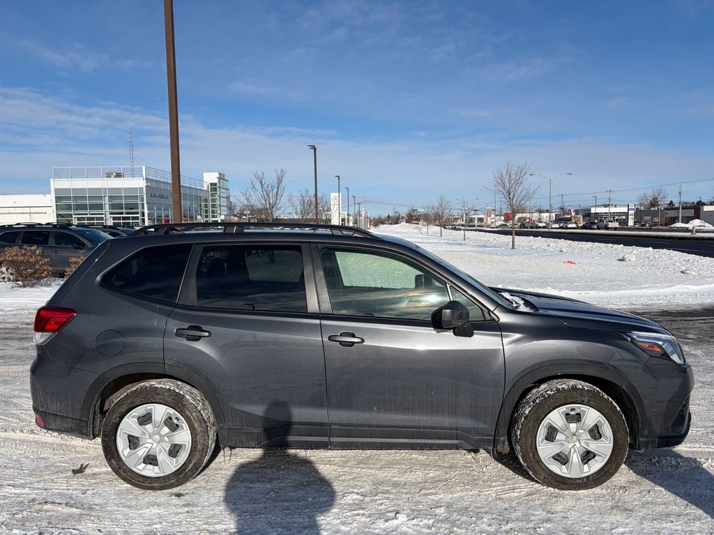 Subaru Forester BASE // , CAMÉRA RECUL, CARPLAY, EYESIGHT, SIEGE C 2024 à Brossard, Québec - 5 - w1024h768px