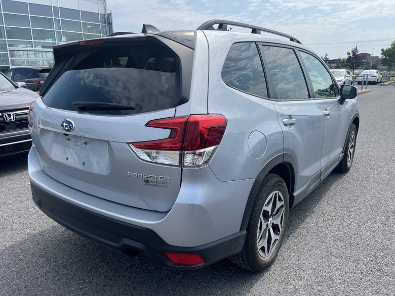 2024 Subaru Forester Touring // TOIT, ECRAN 11.6, EYESIGHT, BANCS CHAUF in Brossard, Quebec - 6 - w1024h768px