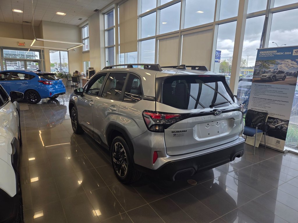 2025 Subaru Forester Limited in Brossard, Quebec - 3 - w1024h768px