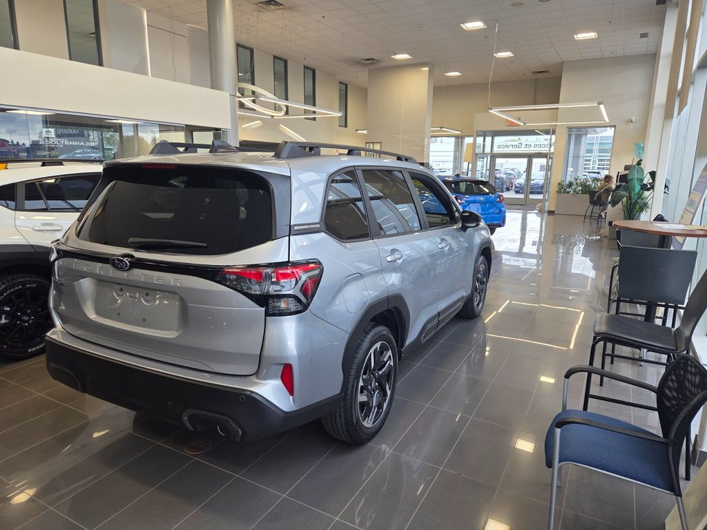 2025 Subaru Forester Limited in Brossard, Quebec - 4 - w1024h768px