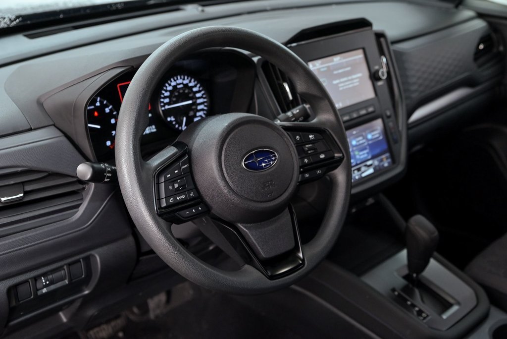 2025 Subaru Forester Convenience in Brossard, Quebec - 10 - w1024h768px