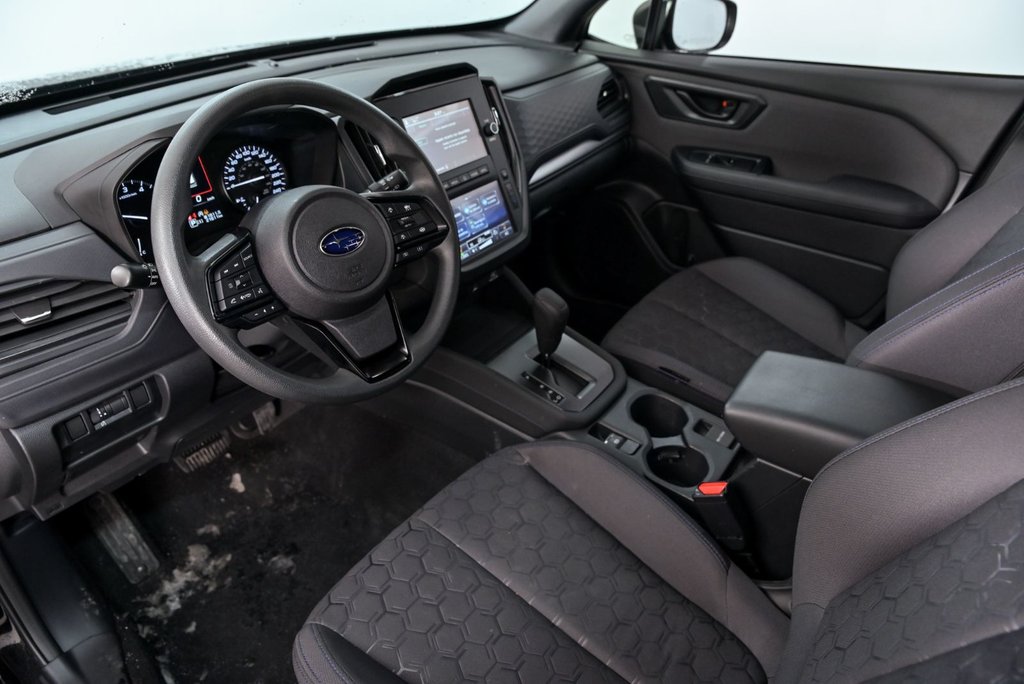 2025 Subaru Forester Convenience in Brossard, Quebec - 11 - w1024h768px