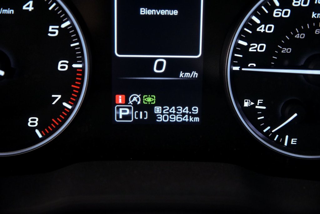 2025 Subaru Forester Limited in Brossard, Quebec - 14 - w1024h768px