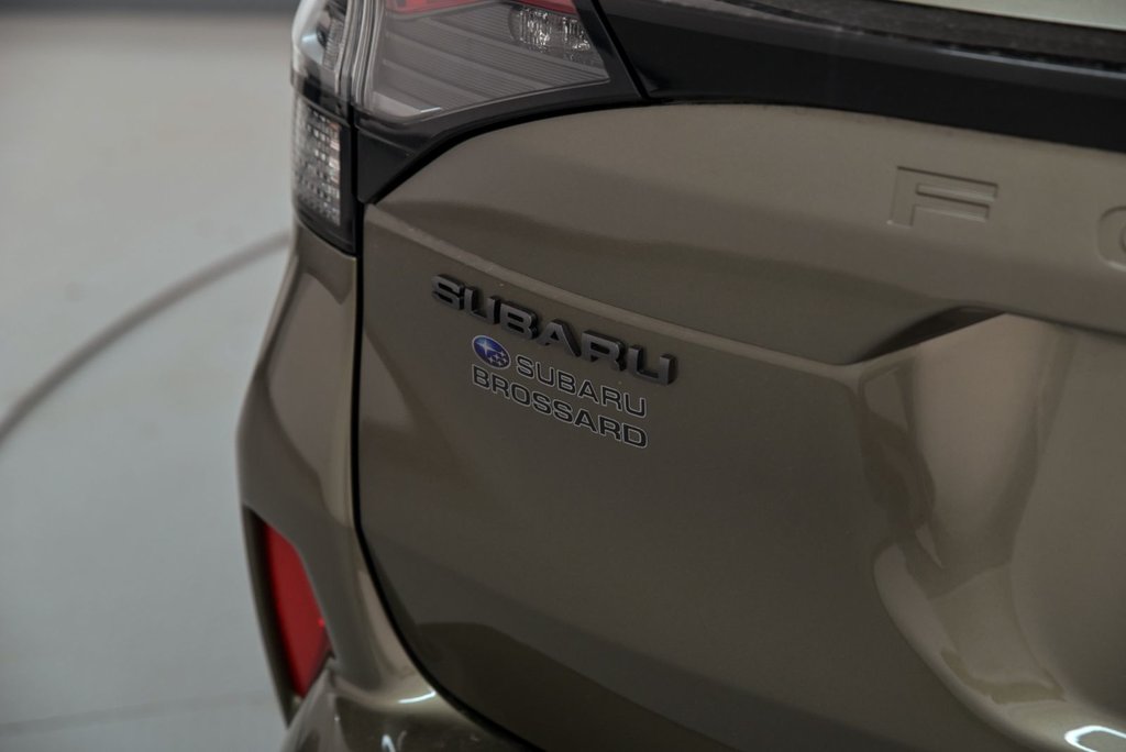 2025 Subaru Forester Limited in Brossard, Quebec - 7 - w1024h768px