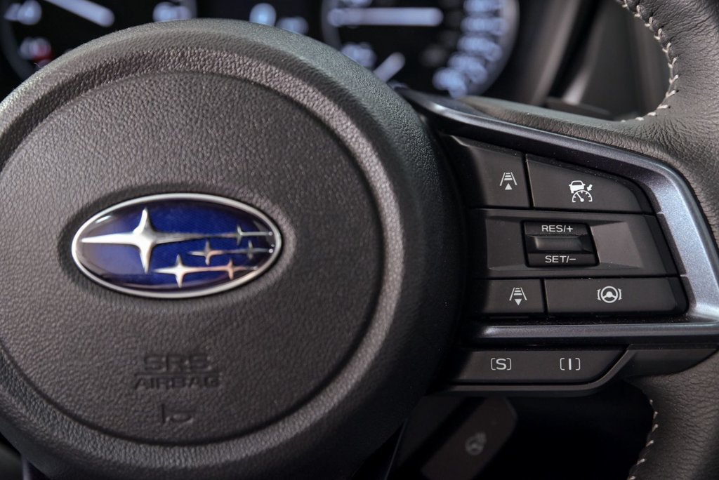 2025 Subaru Forester Limited in Brossard, Quebec - 15 - w1024h768px