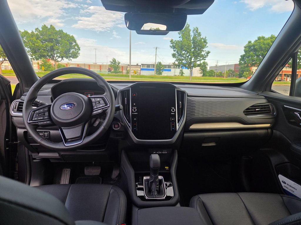 2025 Subaru Forester Limited in Brossard, Quebec - 5 - w1024h768px