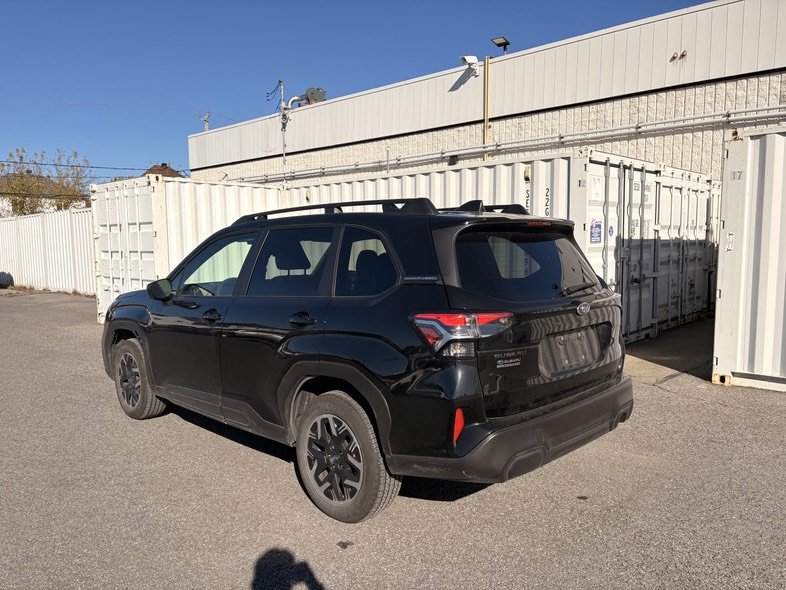 2025 Subaru Forester Convenience // CAMÉRA DE RECUL, BANC CHAUFFANT, EY in Brossard, Quebec - 3 - w1024h768px