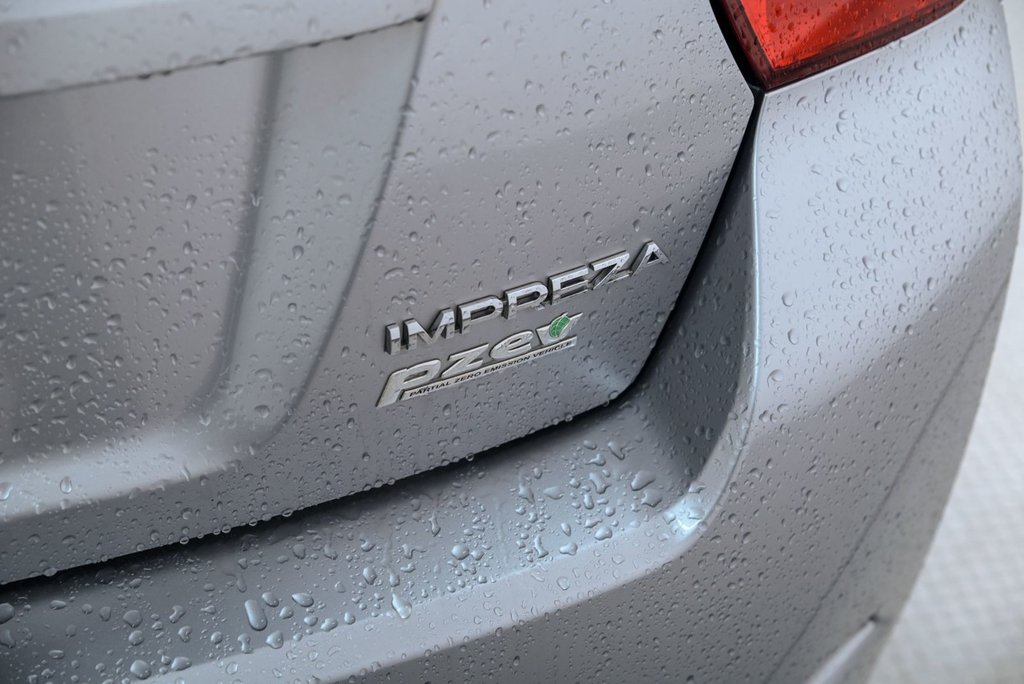 2016 Subaru Impreza 2.0i w/Sport & Tech Pkg in Brossard, Quebec - 8 - w1024h768px