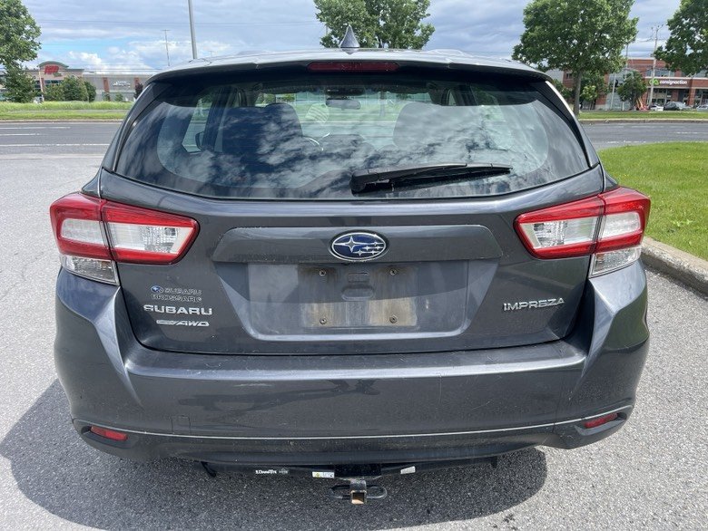 2019 Subaru Impreza Touring Package in Brossard, Quebec - 8 - w1024h768px