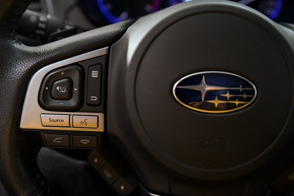 2017 Subaru Legacy Limited // CUIR, HRMAN KARDON in Brossard, Quebec - 17 - w1024h768px