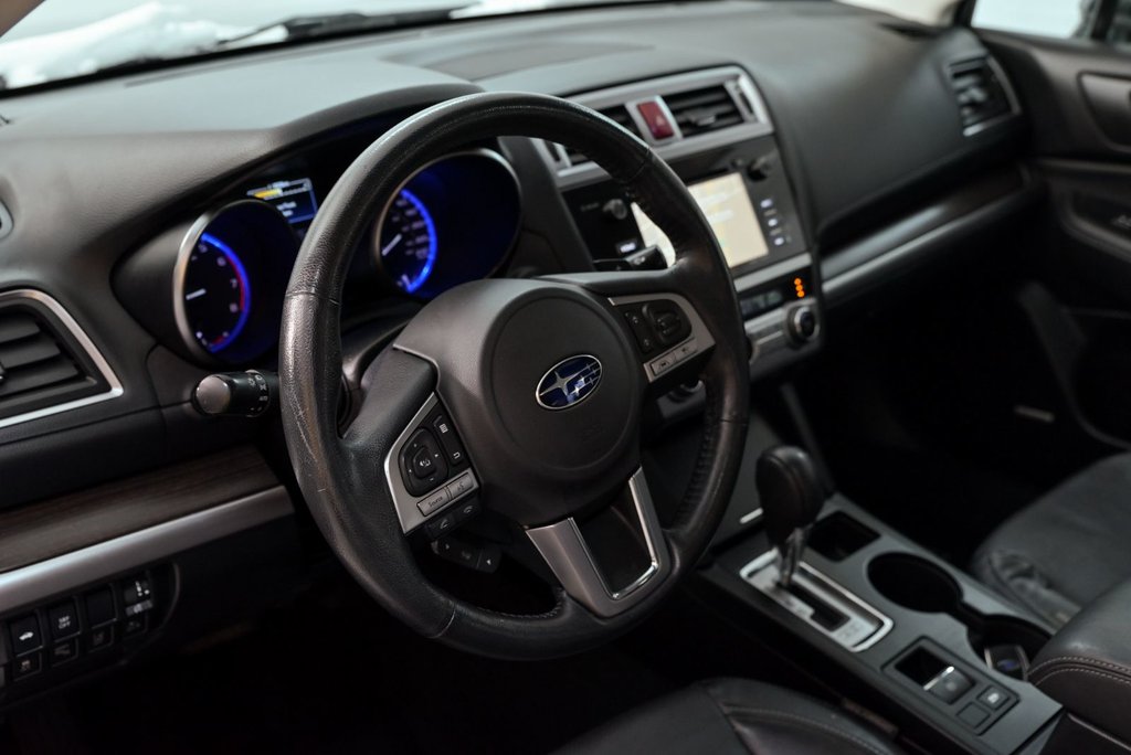 2017 Subaru Legacy Limited // CUIR, HRMAN KARDON in Brossard, Quebec - 12 - w1024h768px