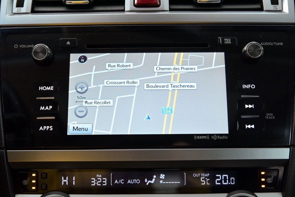 2017 Subaru Legacy Limited // CUIR, HRMAN KARDON in Brossard, Quebec - 18 - w1024h768px