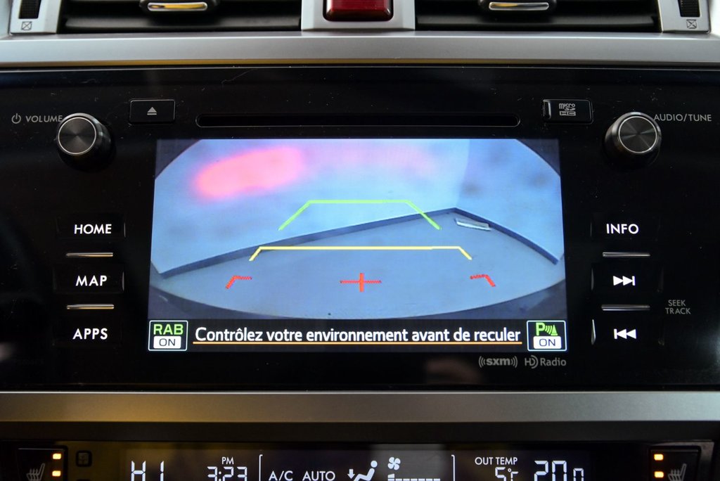 2017 Subaru Legacy Limited // CUIR, HRMAN KARDON in Brossard, Quebec - 20 - w1024h768px