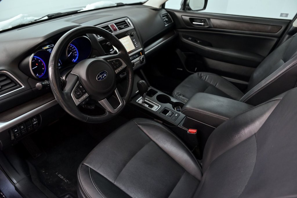 2017 Subaru Legacy Limited // CUIR, HRMAN KARDON in Brossard, Quebec - 13 - w1024h768px