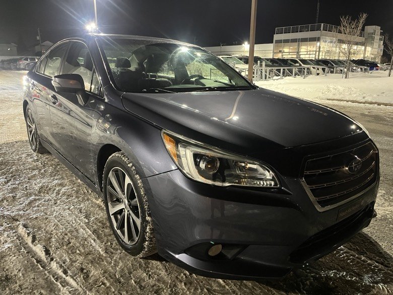 2017 Subaru Legacy Limited // CUIR, HRMAN KARDON in Brossard, Quebec - 2 - w1024h768px