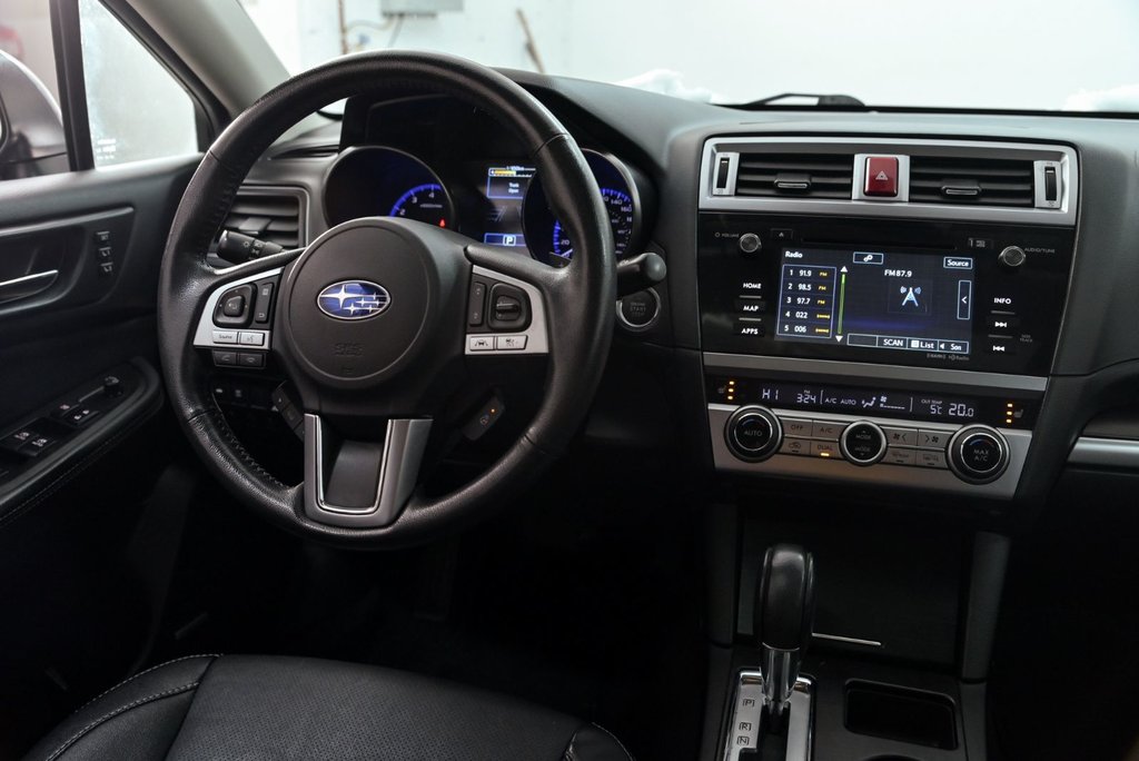 2017 Subaru Legacy Limited // CUIR, HRMAN KARDON in Brossard, Quebec - 25 - w1024h768px