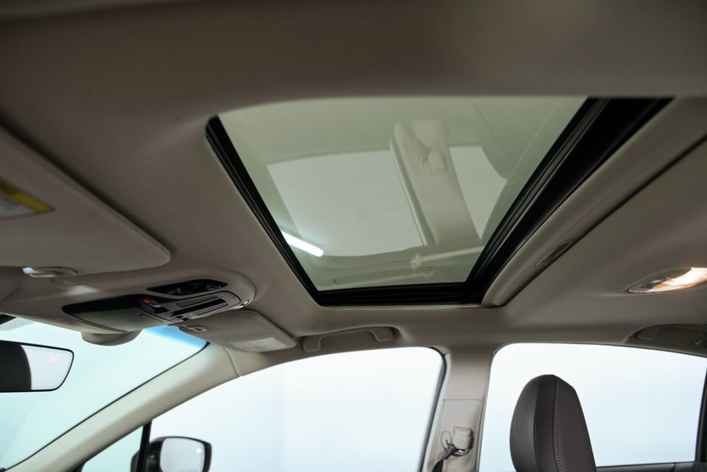 2022 Subaru Legacy Limited in Brossard, Quebec - 23 - w1024h768px