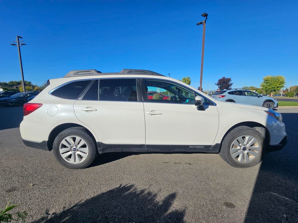 2017 Subaru Outback TOURING in Brossard, Quebec - 3 - w1024h768px